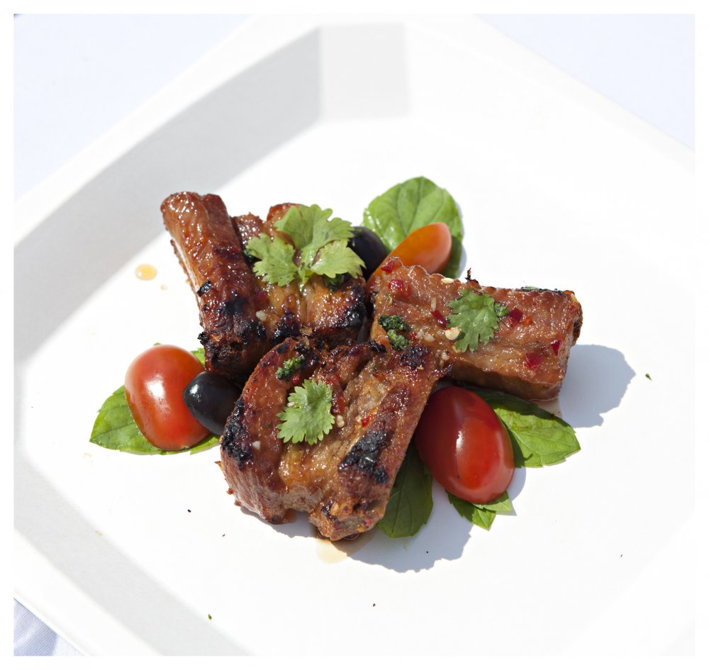 grillowane żeberka w słodko-ostrym sosie chilli grillowane żeberka w słodko-ostrym sosie chilli